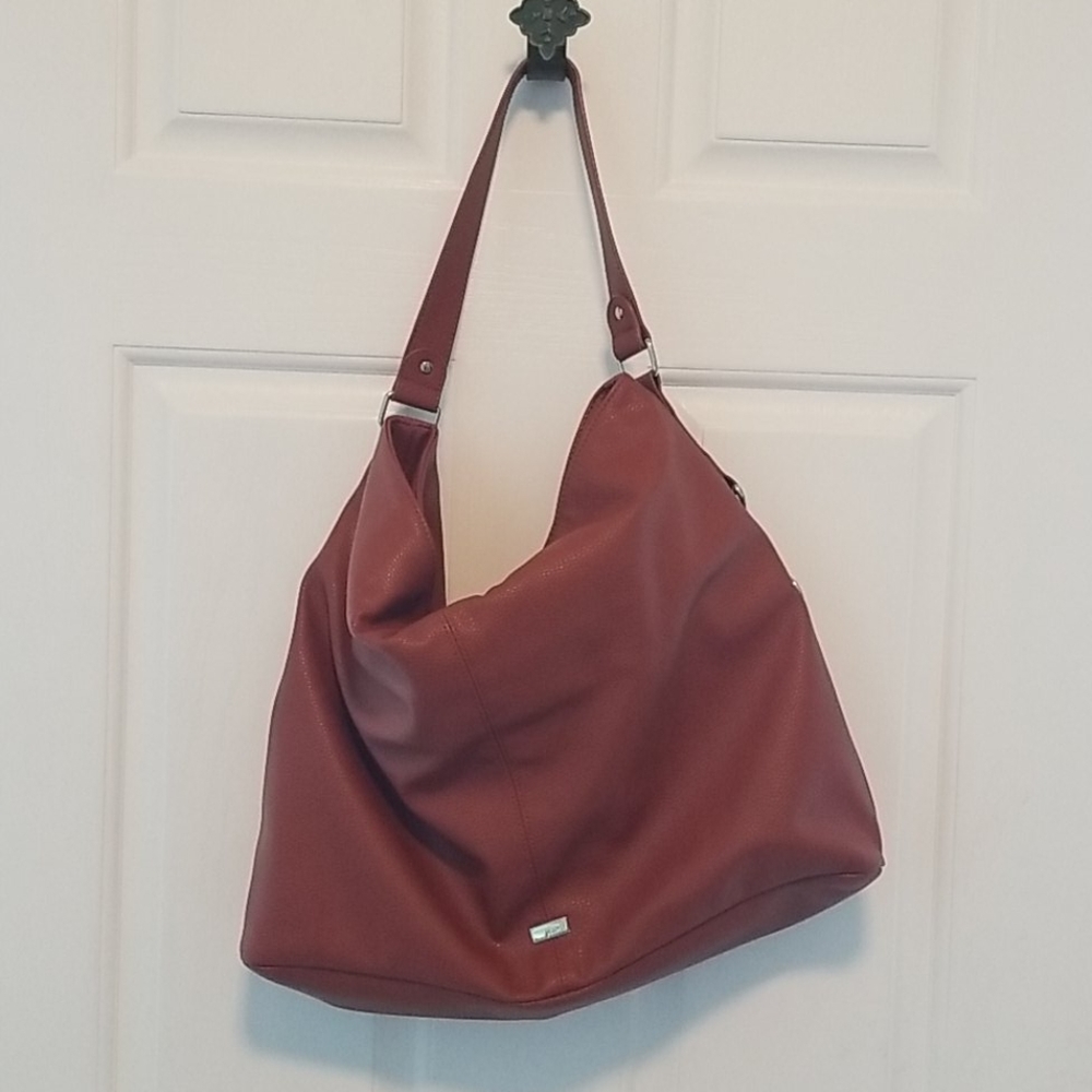 Fashion Games purse from Jewell by Thirty One